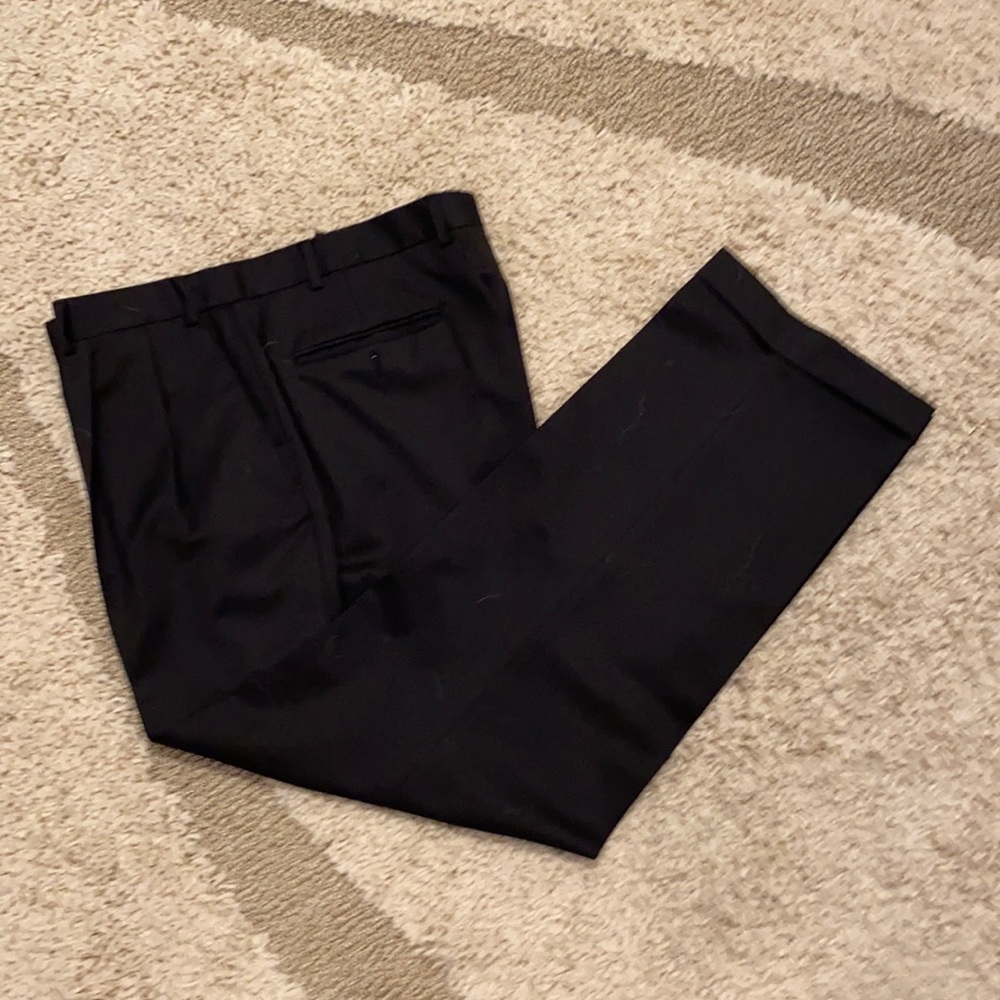Men’s Joseph Abboud Black Dress Pants. 36R.